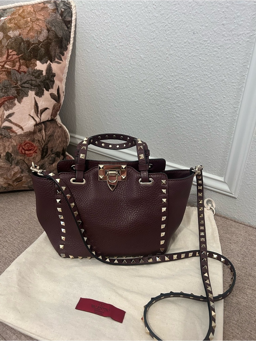Valentino Rockstud